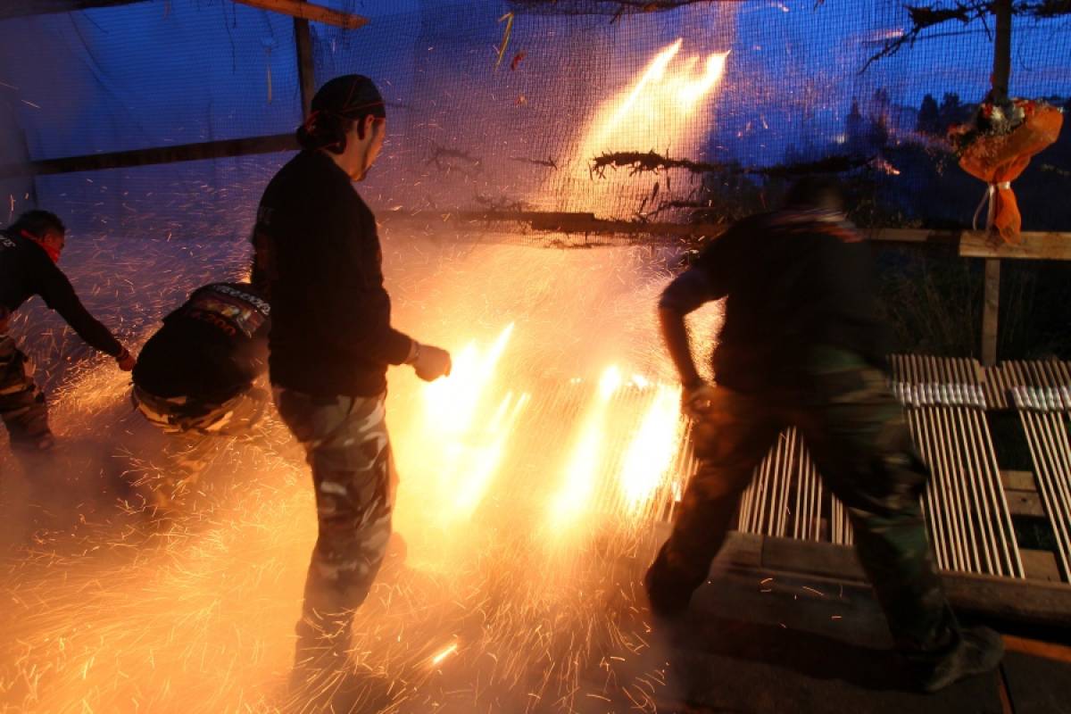 Χίος: Το σωματείο που έκανε τον ρουκετοπόλεμο ανέστειλε τη λειτουργία του