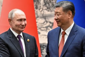 Reuters: Συμφωνία μαμούθ Ρωσίας και Κίνας για την κατασκευή νέων αγωγών πετρελαίου και φυσικού αερίου