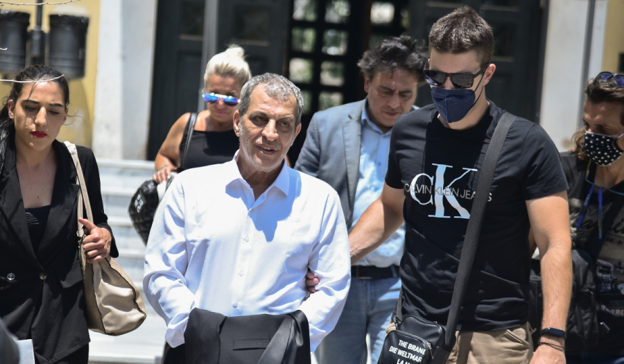 Ελεύθερος με όρους ο Θέμης Αδαμαντίδης - Απαγορεύεται να πλησιάσει την πρώην σύντροφό του