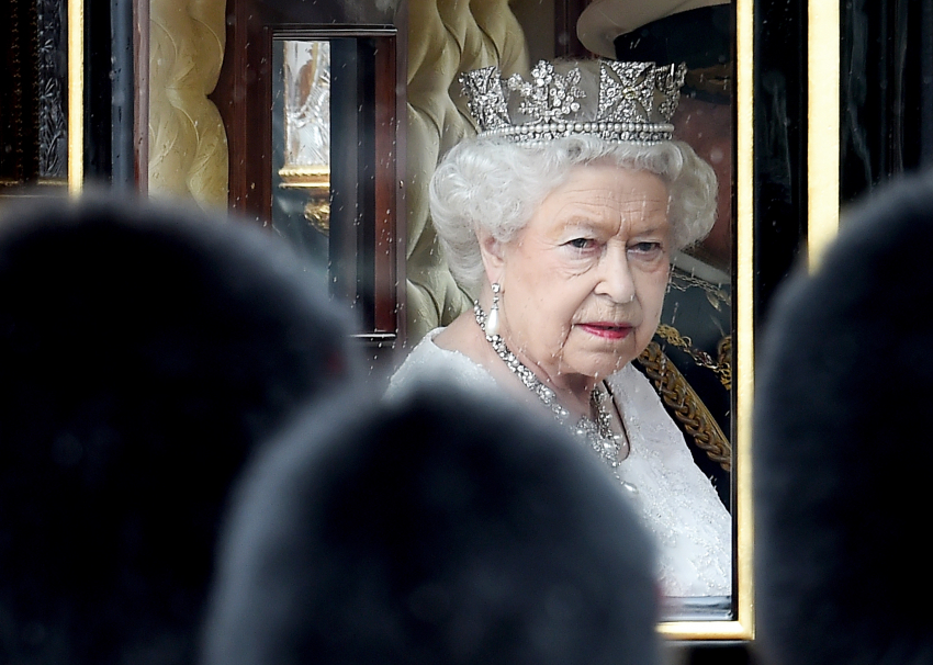 Η βασίλισσα Ελισάβετ δεν θα επιστρέψει στο Μπάκιγχαμ το φθινόπωρο