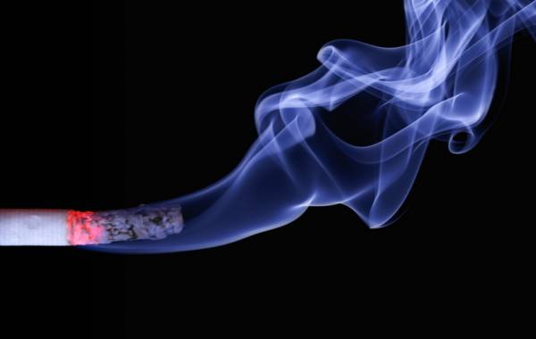 Απαγόρευση καπνίσματος: Νέος τηλεφωνικός αριθμός για καταγγελίες