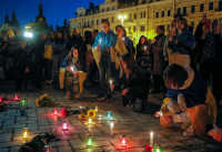 Ουκρανία - Ιζιούμ: Κατακραυγή για τον ομαδικό τάφο και τις φρικαλεότητες