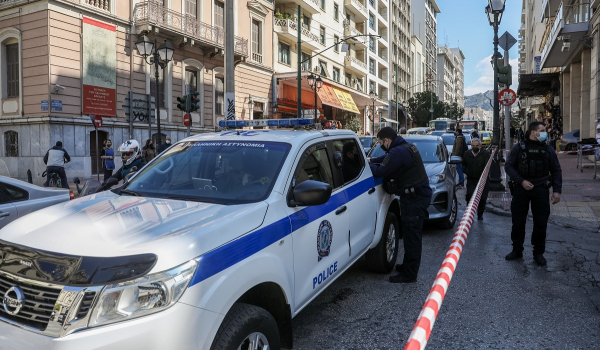 Συνεχίζεται η αστυνομική επιχείρηση της ΕΛ.ΑΣ. στο κέντρο της Αθήνας