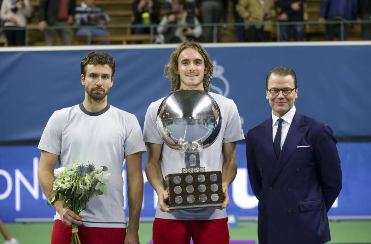 Τον πρώτο του τίτλο σε τουρνουά ATP πανηγύρισε ο Τσιτσιπάς