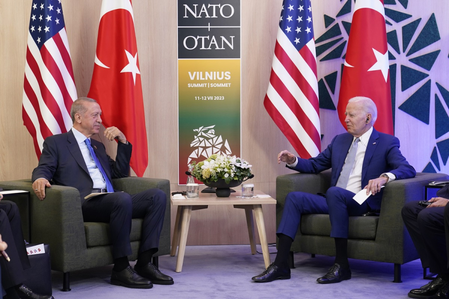 Αυξάνονται οι φήμες για ακύρωση της συνάντησης Ερντογάν – Μπάιντεν στις Ηνωμένες Πολιτείες