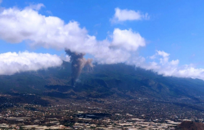 Ισπανία: Το ηφαίστειο στο Λα Πάλμα «βρυχάται»