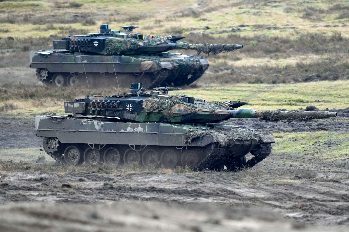 Spiegel: Έφτασαν στην Ουκρανία τα πρώτα 18 γερμανικά Leopard 2