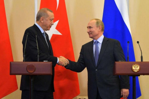 Sputnik-V: Πούτιν κι Ερντογάν συζήτησαν για την παραγωγή του στην Τουρκία