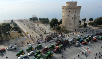 Ξεκίνησε η «επέλαση των τρακτέρ» προς τη Θεσσαλονίκη: Ραντεβού των αγροτών στην Agrotica