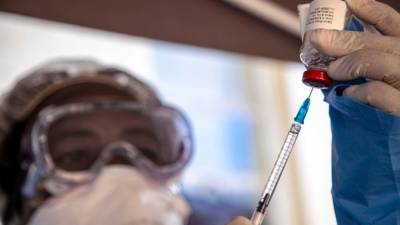 Έμπολα: Όλα όσα πρέπει να γνωρίζετε για τον θανατηφόρο ιό