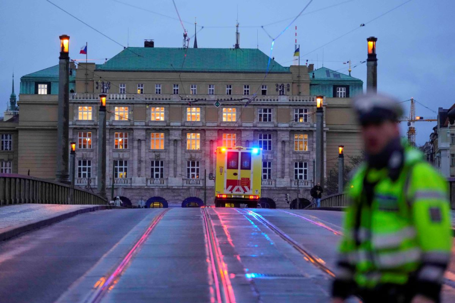 Μακελειό στη Πράγα: Δεν υπάρχουν Έλληνες μεταξύ των θυμάτων - Η ανακοίνωση της πρεσβείας