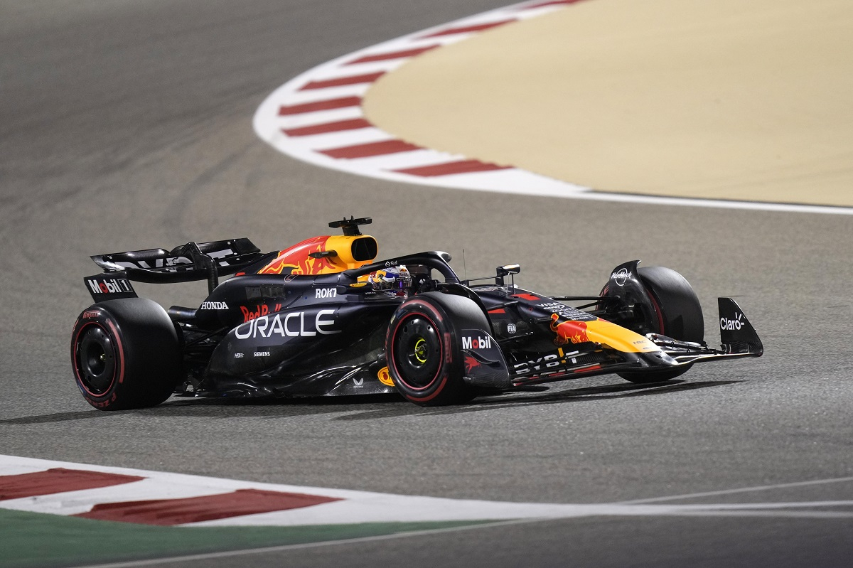 F1: Ο Μαξ Φερστάπεν πήρε την πρώτη pole position της σεζόν στο Μπαχρέιν