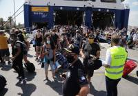 Κορονοϊός: Συνελήφθησαν τρεις ταξιδιώτες που έσπασαν την καραντίνα και ταξίδεψαν από Πάτμο για Πειραιά