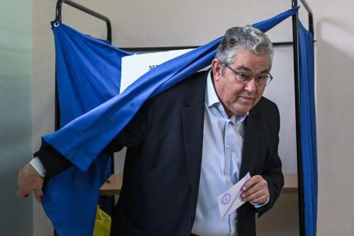 Στη Λαμία ψήφισε ο Κουτσούμπας: Ο ελληνικός λαός τα έχει δοκιμάσει όλα, τον καλούμε να ψηφίσει ΚΚΕ