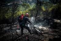 Μεγάλη φωτιά στη Ζάκυνθο: Απειλήθηκε χωριό