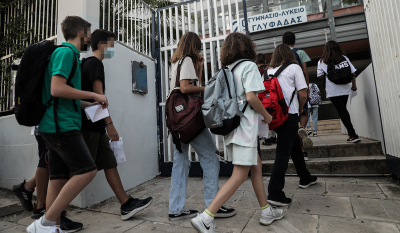 Αθηνά Λινού: Σχολεία θα κλείσουν, έξαρση σε 2-3 εβδομάδες