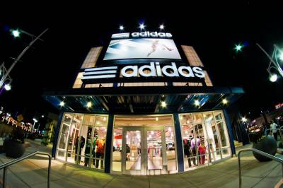 Δάνειο τριών δισεκατομμυρίων ευρώ παίρνει η Adidas