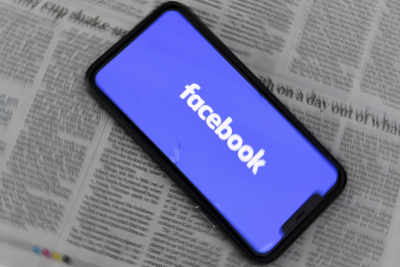 Αποκάλυψη Reuters: Το Facebook επιτρέπει τη ρητορική μίσους για τους Ρώσους