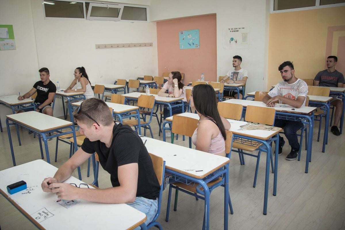 Τράπεζα θεμάτων: Πώς θα γίνουν οι εξετάσεις στα Λύκεια – Οι οδηγίες από το υπουργείο Παιδείας