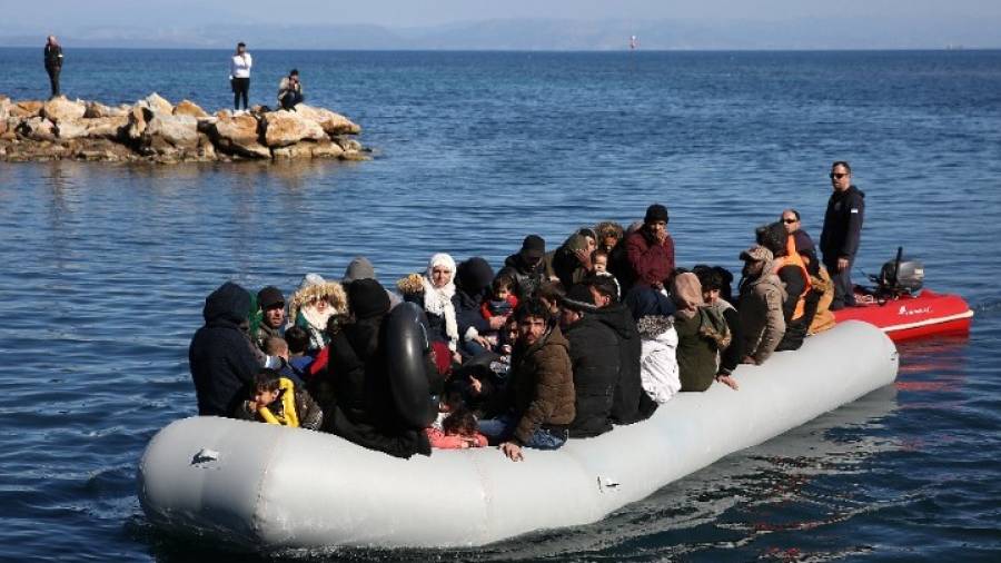 Λέσβος: Ανατροπή λέμβου με 48 πρόσφυγες - Ένα παιδί νεκρό