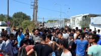 Σύγκρουση ΣΥΡΙΖΑ - Χρυσοχοΐδη για προσφυγικό και κλειστά κέντρα