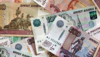Ρωσία: Με ρούβλια θα αποπληρώνουν τα χρέη σε «μη φιλικές» χώρες