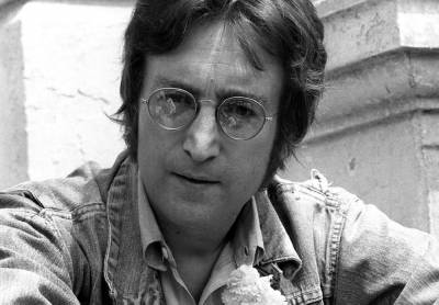 John Lennon: 5 πράγματα για το «σκαθάρι» που άλλαξε τον κόσμο