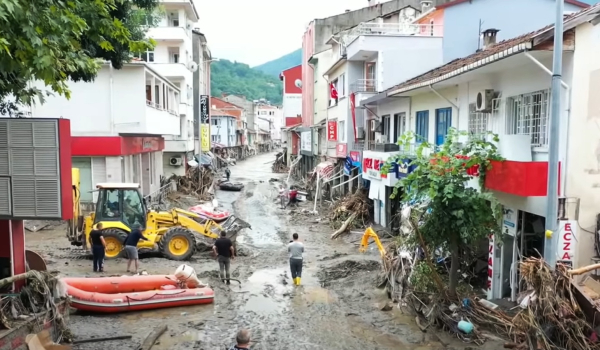 Τουρκία: Αυξάνονται οι νεκροί από τις πλημμύρες - Στους 17 ο νεότερος απολογισμός