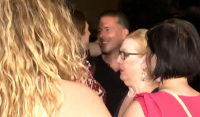 Ζωή Κωνσταντοπούλου: Το φιλί με τον σύντροφό της Διαμαντή Καραναστάση (Βίντεο)