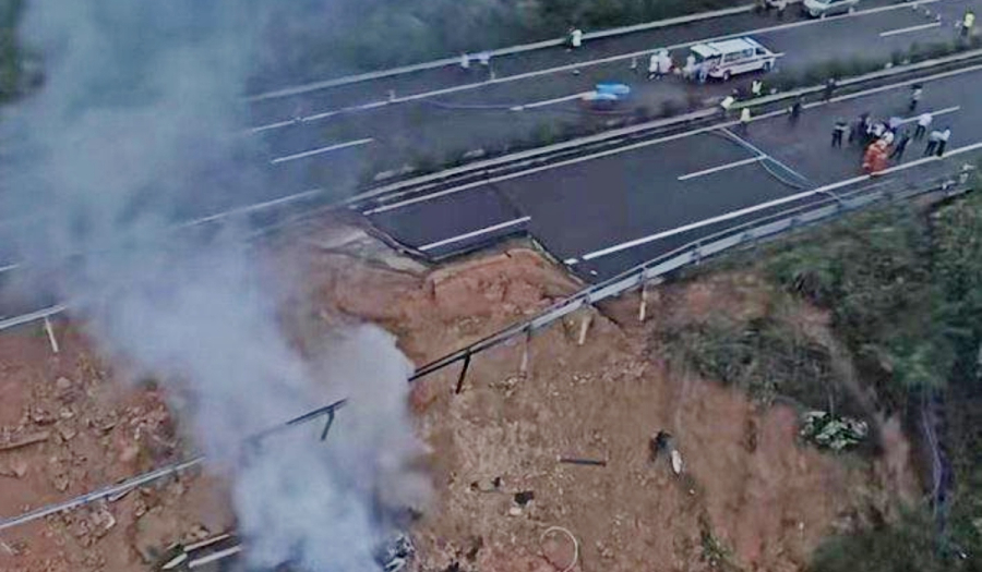 Κίνα: Κατέρρευσε αυτοκινητόδρομος μετά από ισχυρές βροχές - 36 νεκροί