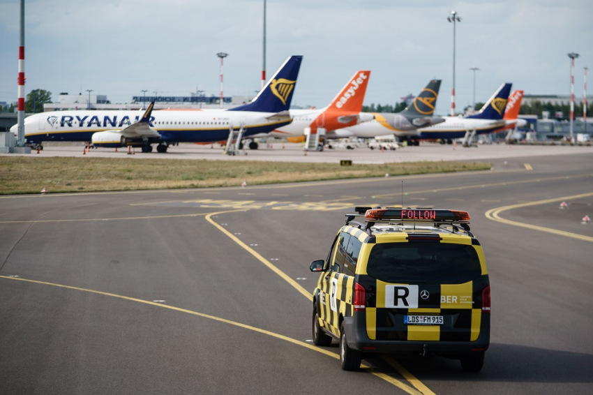 YΠΑ για πτήση Ryanair: Αυτά είναι τα πραγματικά γεγονότα