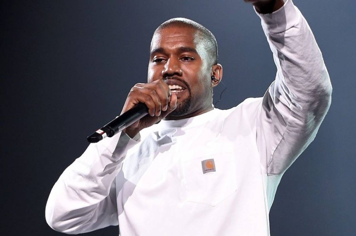 Δολοφονία Τζορτζ Φλόιντ: O Kanye West διαδηλώνει στο Σικάγο