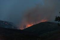 Εύβοια: Μαίνεται η φωτιά - Εκκενώθηκαν τέσσερα χωριά, μία σύλληψη για εμπρησμό