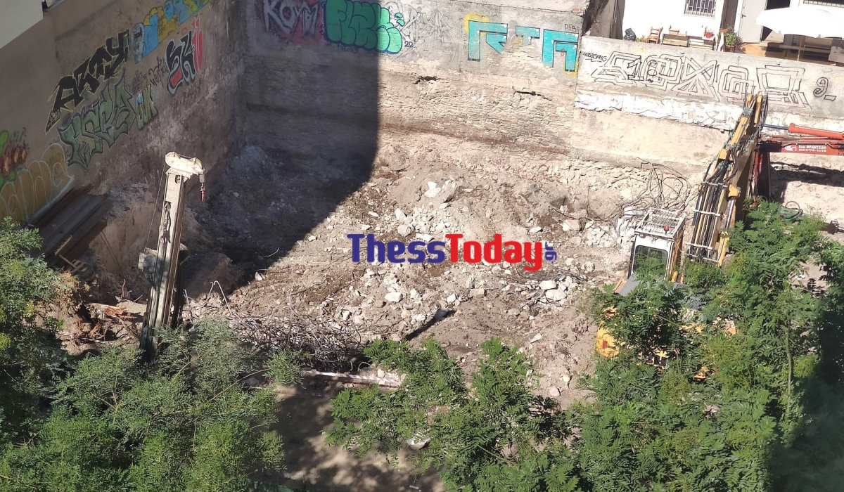 Θεσσαλονίκη: Βρέθηκε και δεύτερη οξειδωμένη χειροβομβίδα στο ίδιο εργοτάξιο