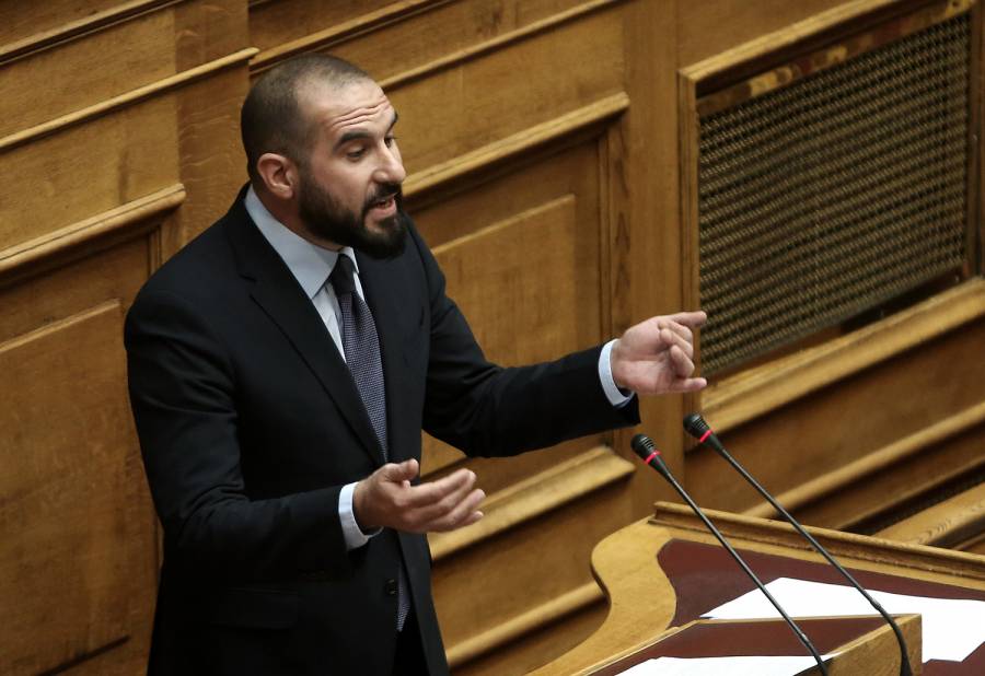 Τζανακόπουλος προς διαφωνούντες: Το τρένο της κυβέρνησης προχωρά, όποιος δυσφορεί κατεβαίνει