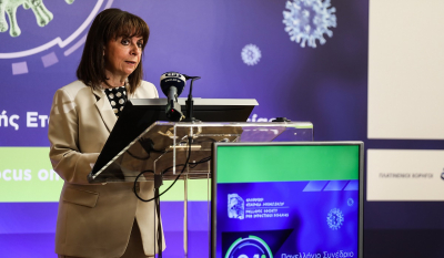 Κατερίνα Σακελλαροπούλου: Το ιατρικό και νοσηλευτικό προσωπικό κράτησε όρθιο το ΕΣΥ