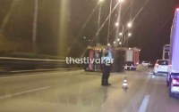 Τροχαίο στη Θεσσαλονίκη: Νταλίκα συγκρούστηκε με αυτοκίνητο τετραμελούς οικογένειας