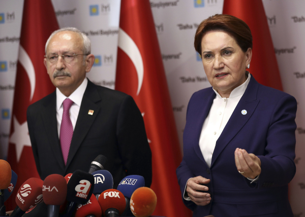 Τουρκία: Έτοιμη για διάσπαση η αντιπολίτευση στον Ερντογάν – Η αποχώρηση-βόμβα