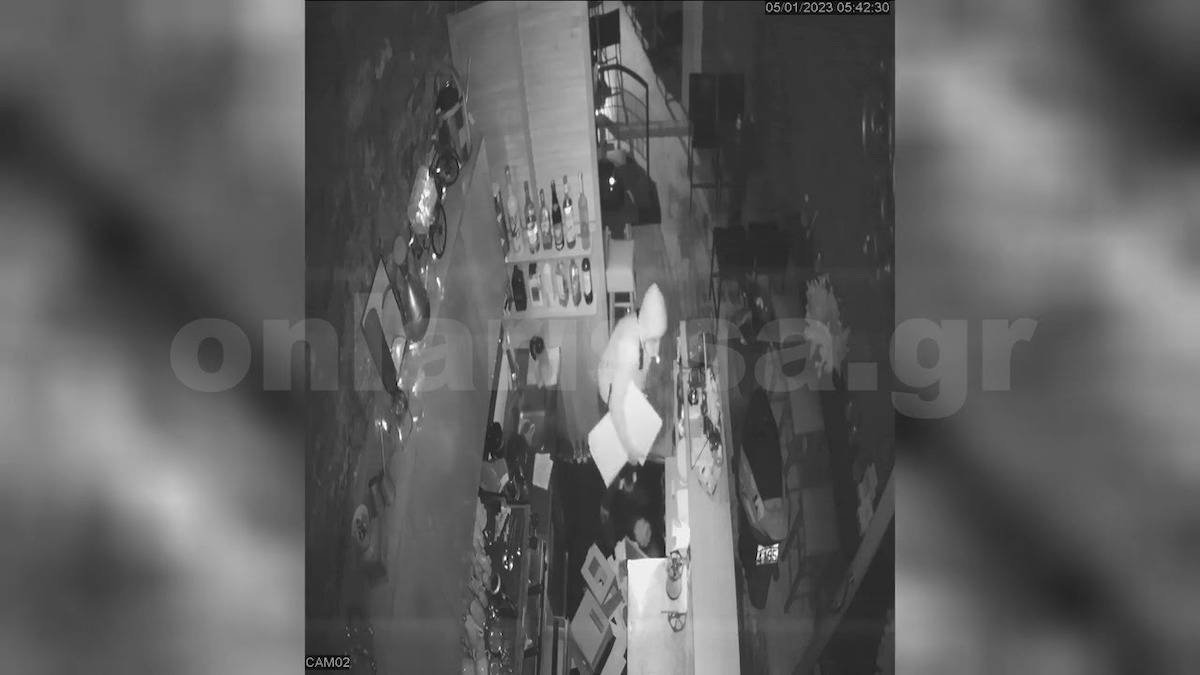 Λάρισα: Κλέφτης μπήκε σε κατάστημα – Πήρε μέχρι και την άδεια λειτουργίας του (Βίντεο)