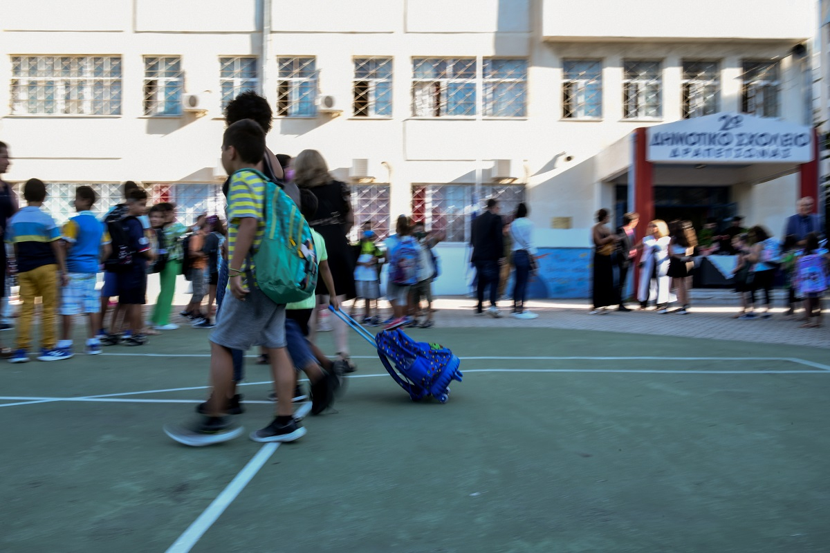 Κραυγή αγωνίας διευθυντών σχολείων: Κινδυνεύουν μαθητές - Kάντε ελέγχους στα σχολικά κτίρια