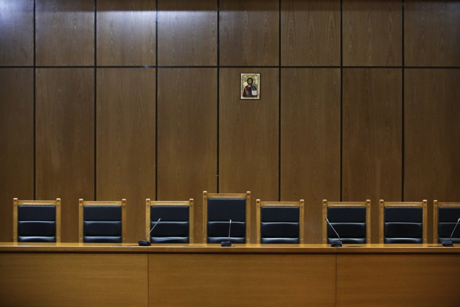 Σάλος με τη «βούλα» του ΥΠΟΙΚ: «Πράσινο φως» στην αύξηση έως 40% στις συντάξεις των δικαστών