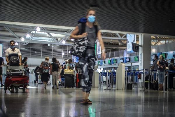 Ταξιδιωτική οδηγία Στέιτ Ντιπάρτμεντ: Μην ταξιδεύετε στην Ελλάδα λόγω κορονοϊού