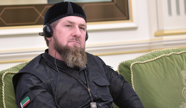 Στη Μαριούπολη ο ηγέτης της Τσετσενίας