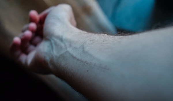 Κάρπαθος: Νέα στοιχεία για την αυτοκτονία του πατέρα – Τι δείχνουν οι έρευνες για το βίντεο