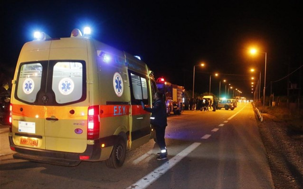 Θεσσαλονίκη: Αυτοκίνητο συγκρούστηκε με φορτηγό - Στο νοσοκομείο 28χρονος