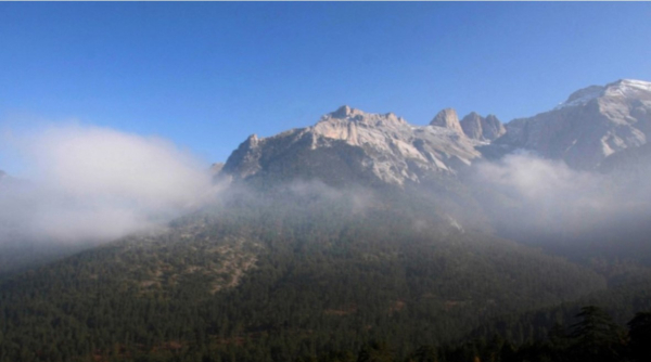 Όλυμπος: Επιχείρηση της ΕΜΑΚ στη θέση Λούκι στο Μύτικα - Βρίσκεται χωρίς τις αισθήσεις του αγνοούμενος ορειβάτης