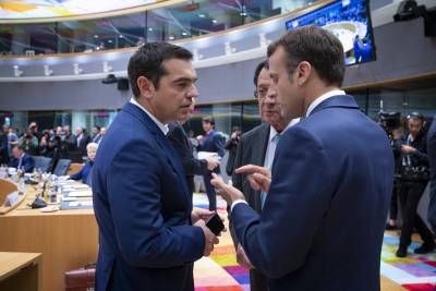 Συνάντηση Ντράγκι - Τσίπρα με φόντο τις «θετικές προοπτικές» της ελληνικής οικονομίας