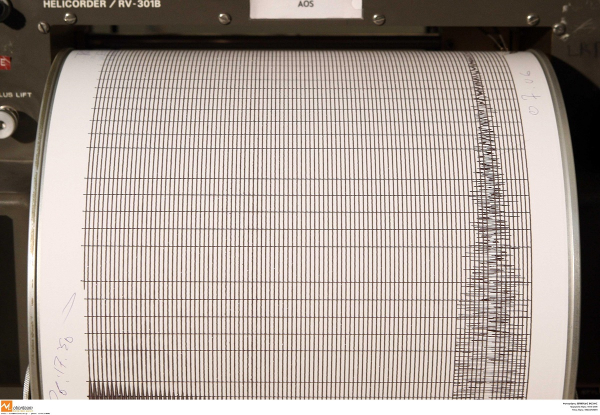 Ισχυρός σεισμός 5,3 Ρίχτερ στη Νίσυρο - Ο τρίτος μέσα σε λίγες ώρες