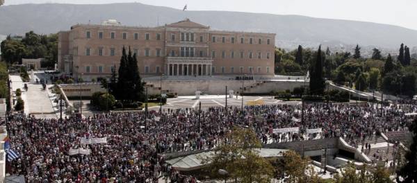 Deutsche Welle: «Ελλάδα, η χώρα των διαδηλώσεων»