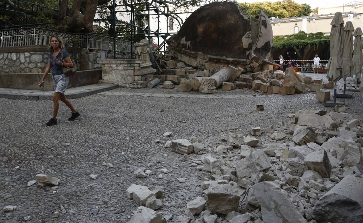 Περισσότερες από 10.000 αυτοψίες σε οικήματα για τον σεισμό